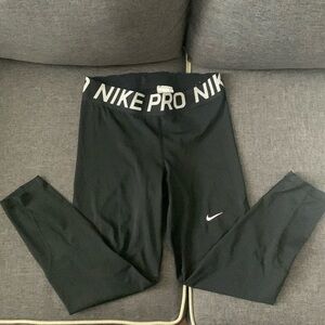 Nike Pro Dri-Fit Crop Leggings